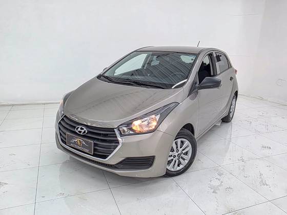HYUNDAI HB20 1.0 COMFORT 12V FLEX 4P MANUAL HYUNDAI HB20 1.0 COMFORT 12V FLEX 4P MANUAL